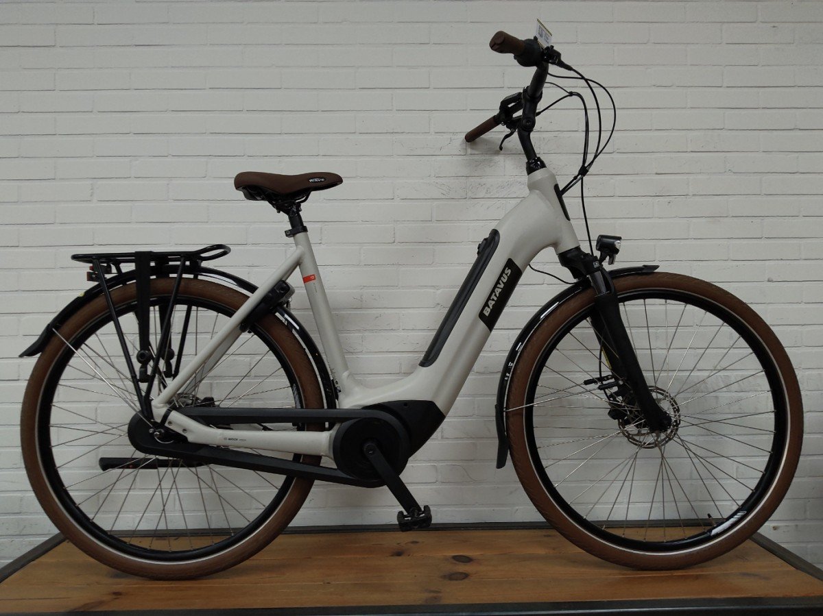 BATAVUS Altura E-Go PT Power Lageinstap Lichtgrijs Mat 56cm 2025