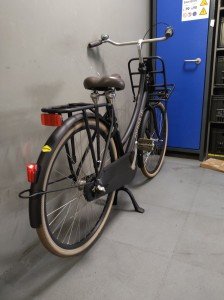 CORTINA U4 Transport Dames Jet Black Matt 50cm 2021